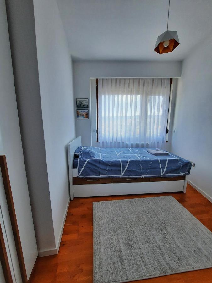 Luxury Sky View Apartment Pristina Kültér fotó