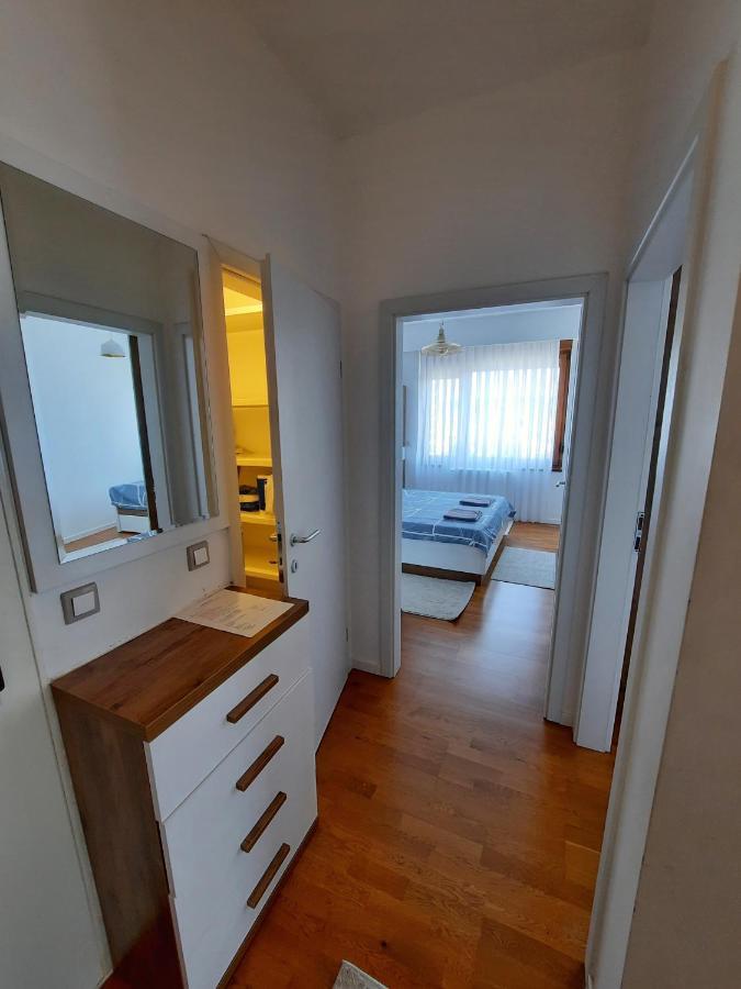 Luxury Sky View Apartment Pristina Kültér fotó