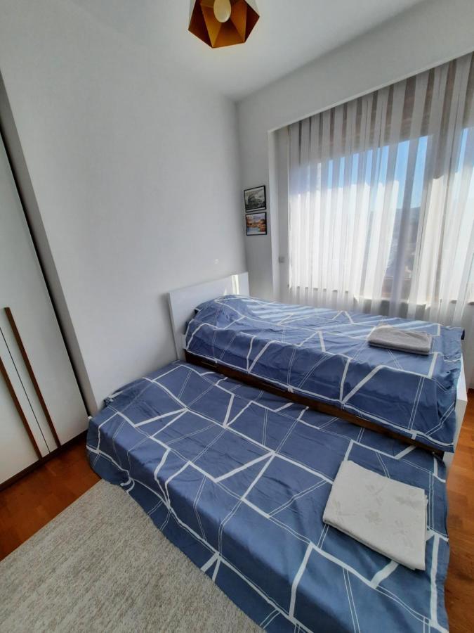 Luxury Sky View Apartment Pristina Kültér fotó